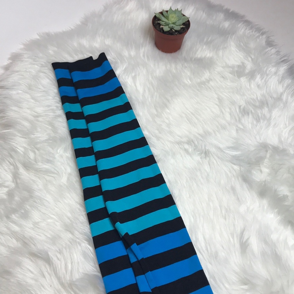 K-DEER Legging in Alexis Stripe - Picture 7 of 8